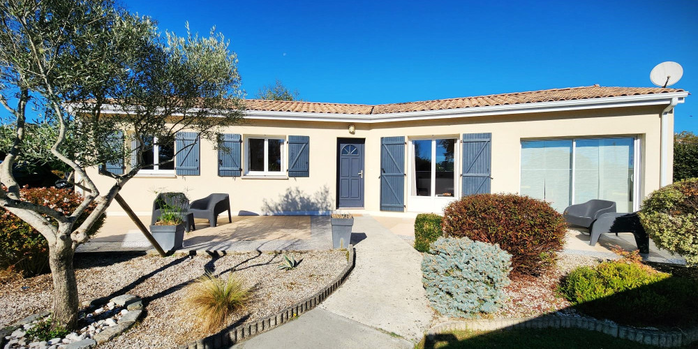 maison à CAVIGNAC (33620)