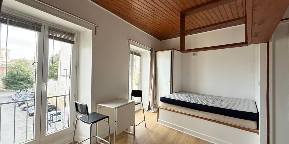appartement à BORDEAUX (33000)