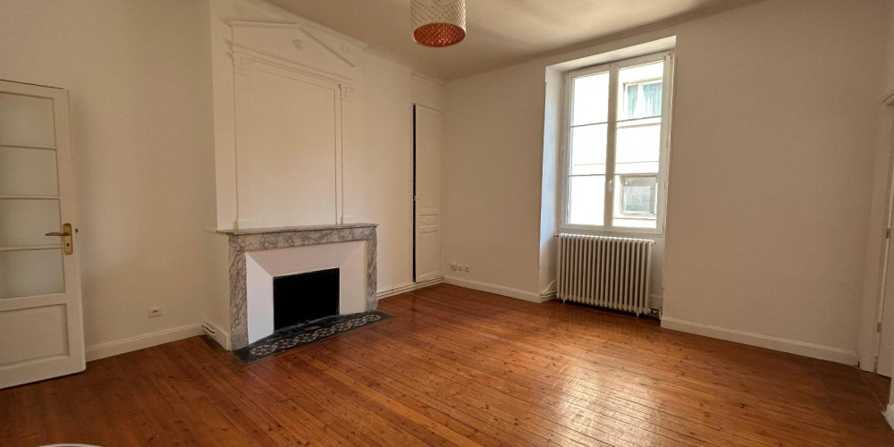 appartement à BORDEAUX (33000)