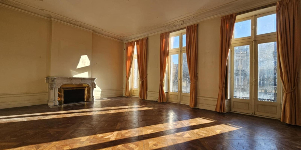 appartement à BORDEAUX (33000)