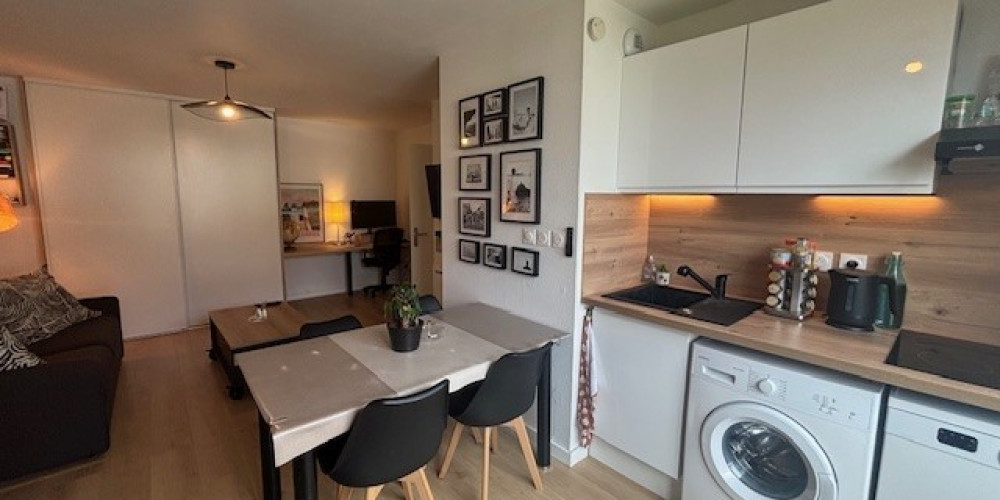 appartement à BRUGES (33520)