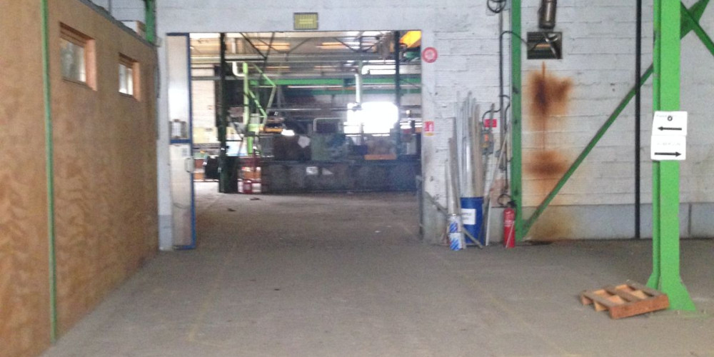 local industriel à AMBARES ET LAGRAVE (33440)