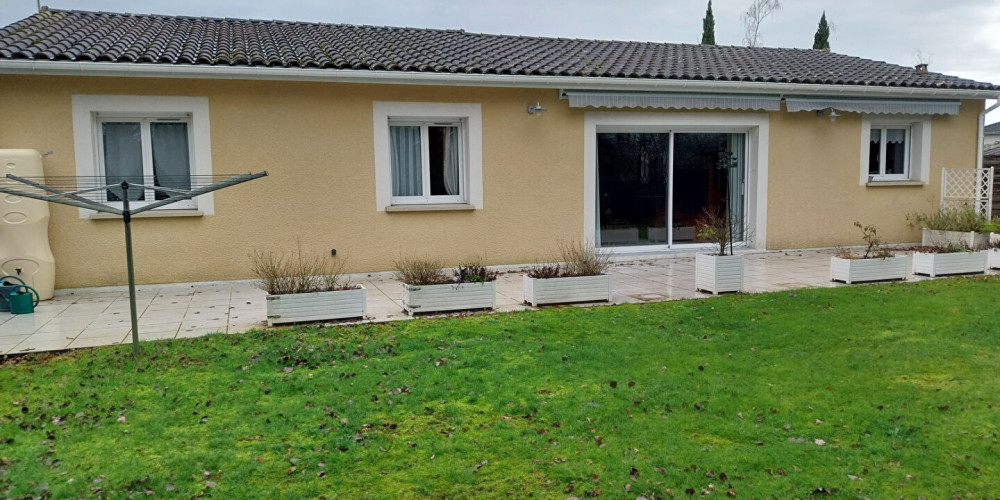 maison à CREON (33670)