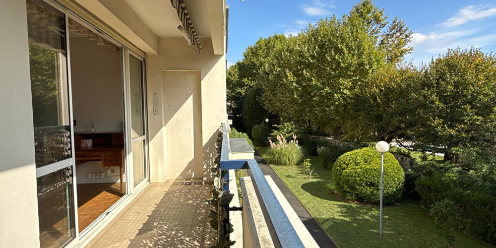 appartement à LE BOUSCAT (33110)