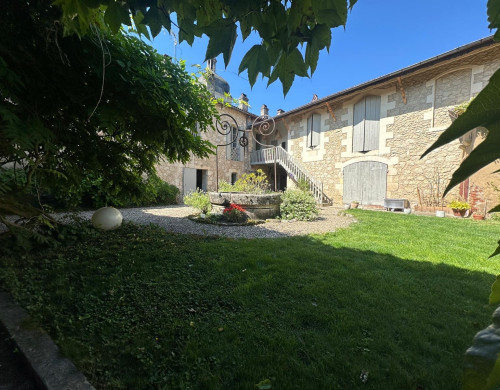 maison  RIONS