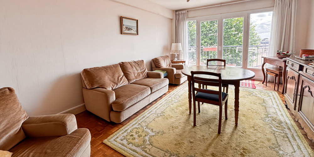 appartement à BORDEAUX (33800)