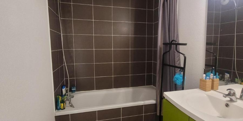 appartement à BRUGES (33520)