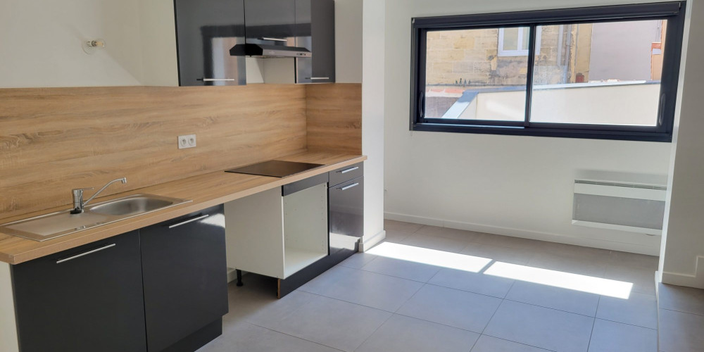 appartement à BORDEAUX (33000)
