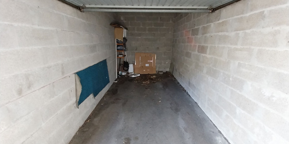 parking à BORDEAUX (33000)