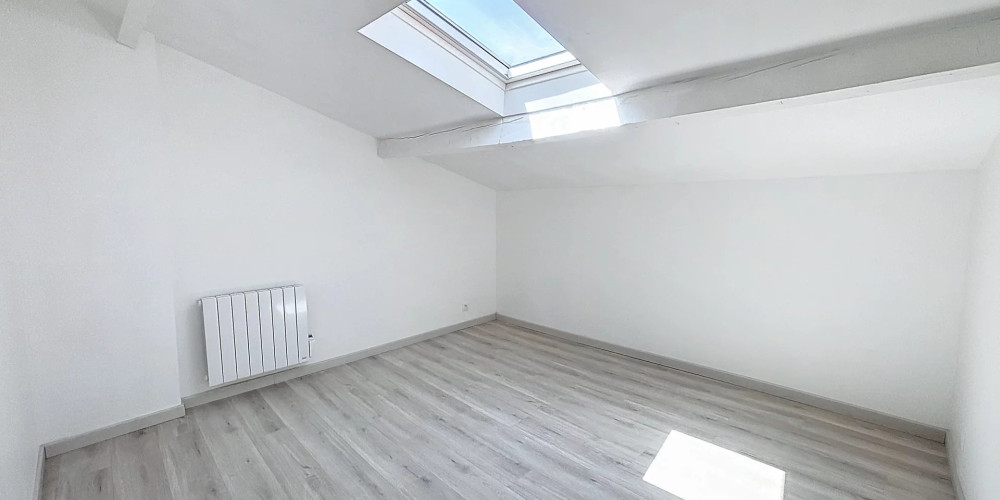 appartement à STE FOY LA GRANDE (33220)