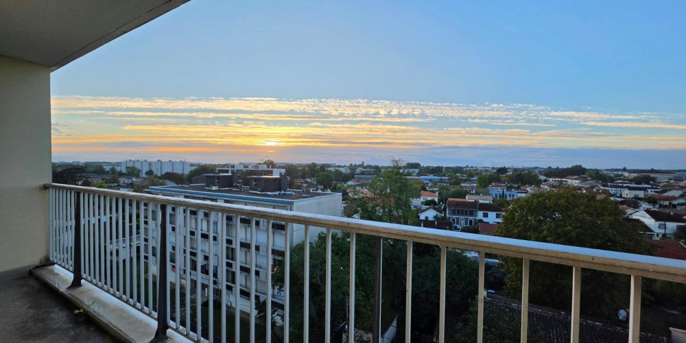 appartement à BORDEAUX (33200)