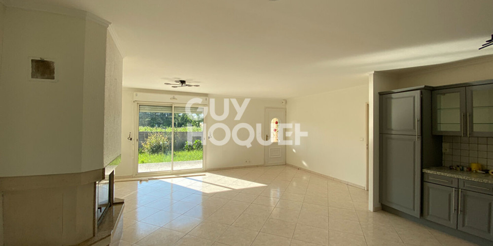 maison à ST DENIS DE PILE (33910)