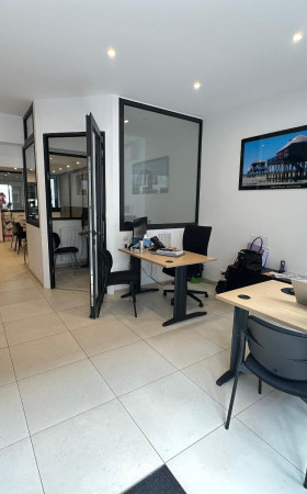 Local commercial  ARCACHON