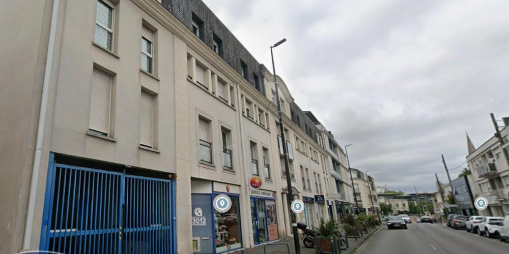 parking à MERIGNAC (33700)