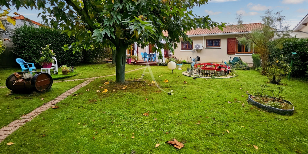 maison à VILLENAVE D ORNON (33140)
