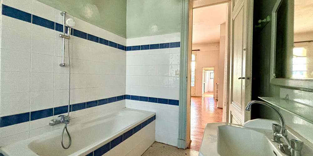 appartement à BORDEAUX (33000)