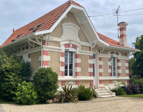 maison  GUJAN MESTRAS