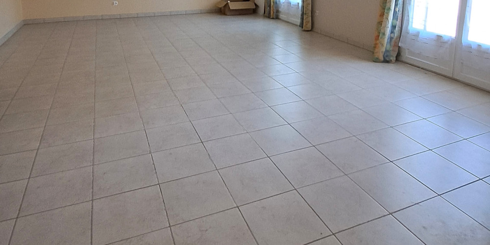 maison à IZON (33450)