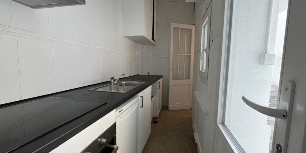 appartement à BORDEAUX (33800)