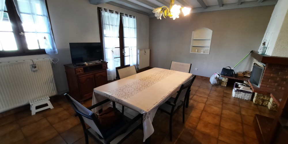 maison à SAUVETERRE DE GUYENNE (33540)