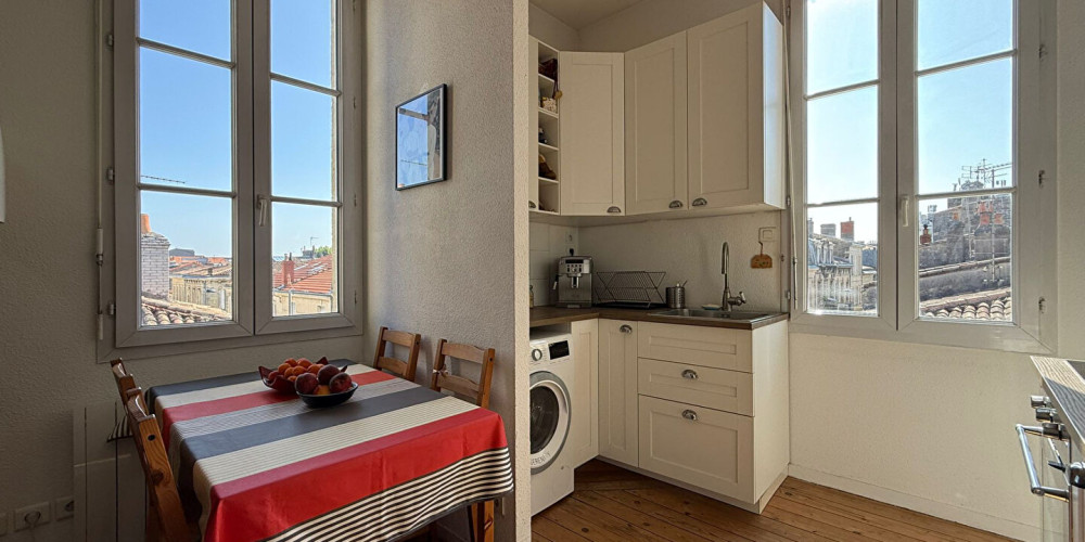 appartement à BORDEAUX (33000)