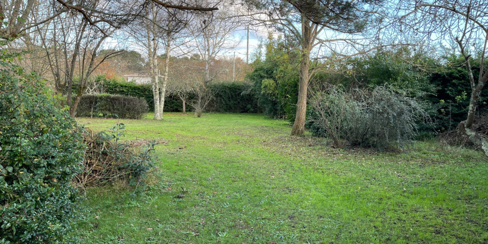 terrain à MIOS (33380)