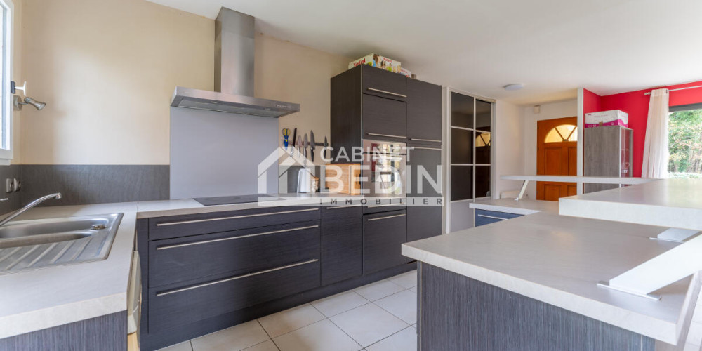 maison à CABANAC ET VILLAGRAINS (33650)