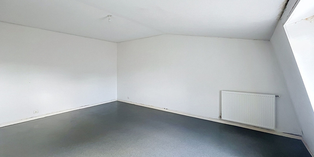 appartement à BORDEAUX (33300)