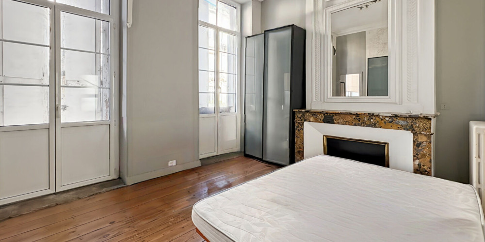 appartement à BORDEAUX (33000)