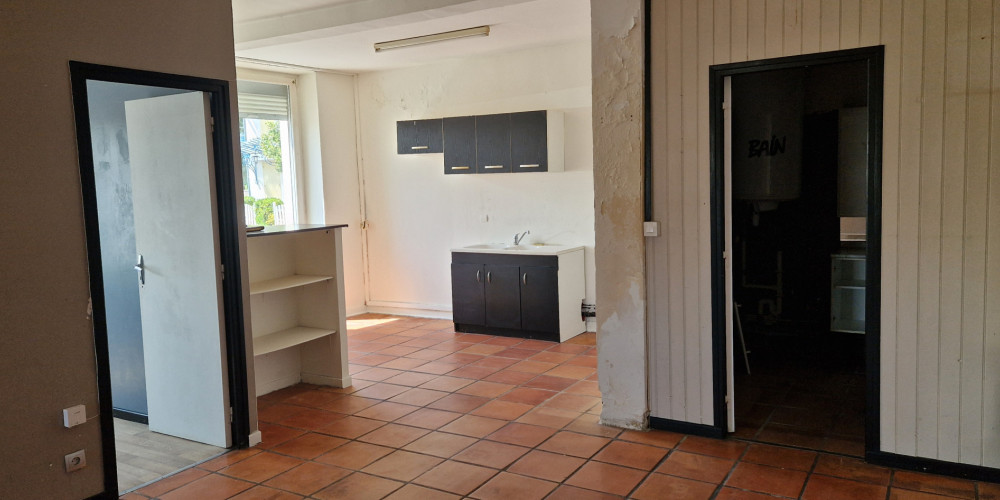 immeuble à ARCINS (33460)