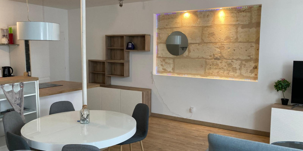 appartement à BORDEAUX (33300)