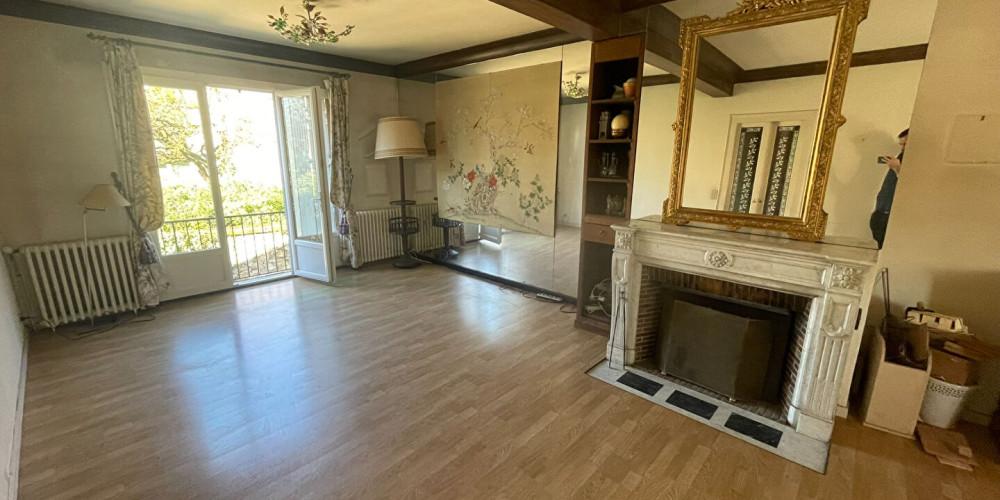 maison à VILLENAVE D ORNON (33140)