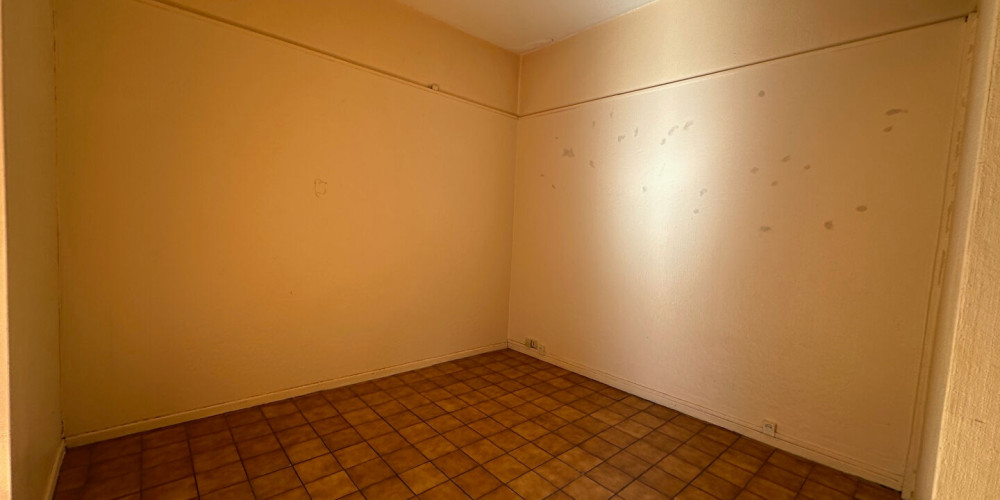 appartement à BORDEAUX (33300)