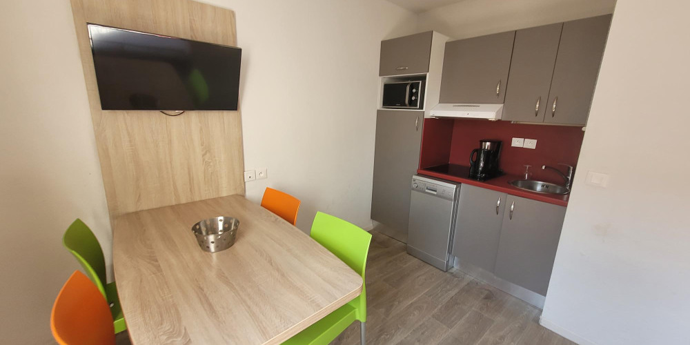 appartement à BORDEAUX (33300)