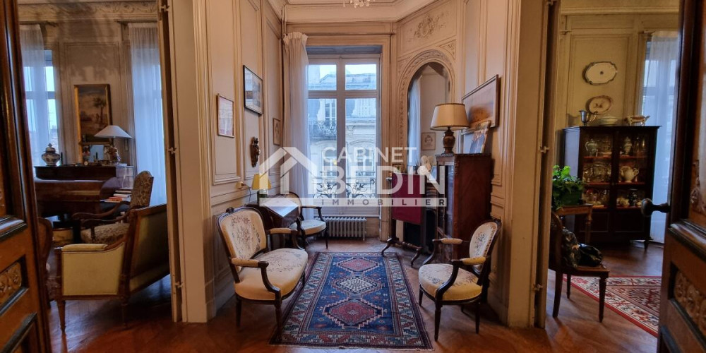 appartement à BORDEAUX (33000)
