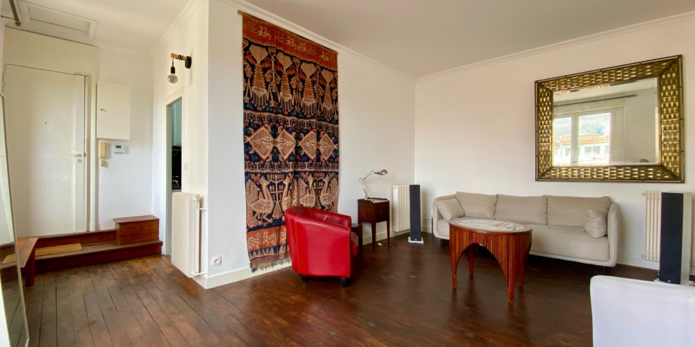 appartement à BORDEAUX (33000)
