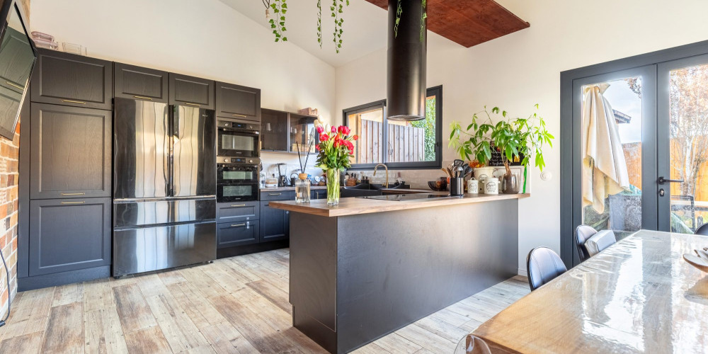 maison à BRACH (33480)