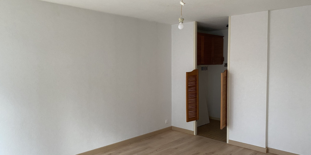 appartement à BORDEAUX (33000)