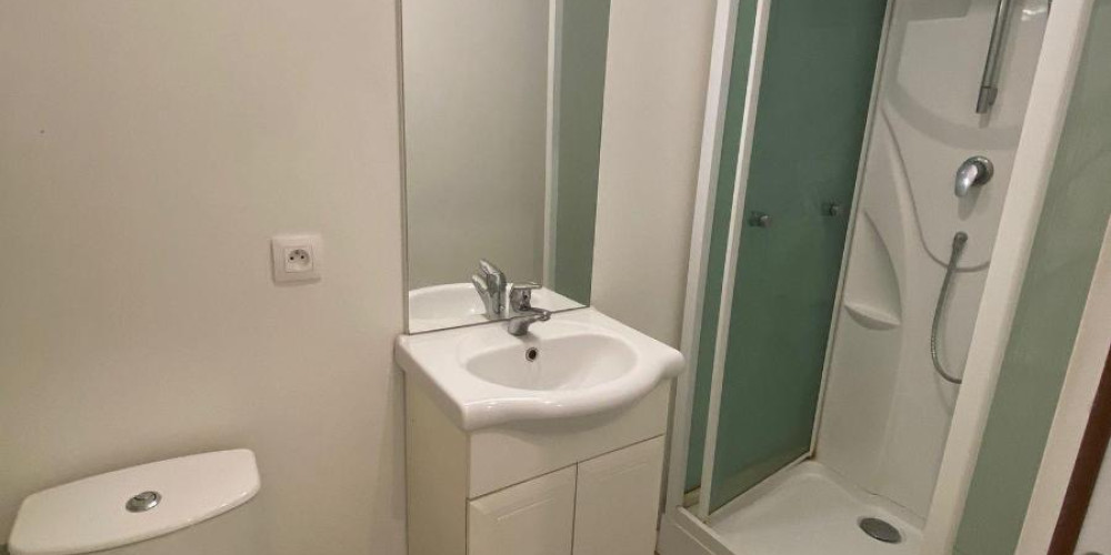 appartement à BORDEAUX (33800)