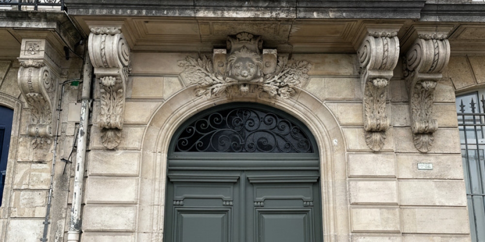 appartement à BORDEAUX (33300)