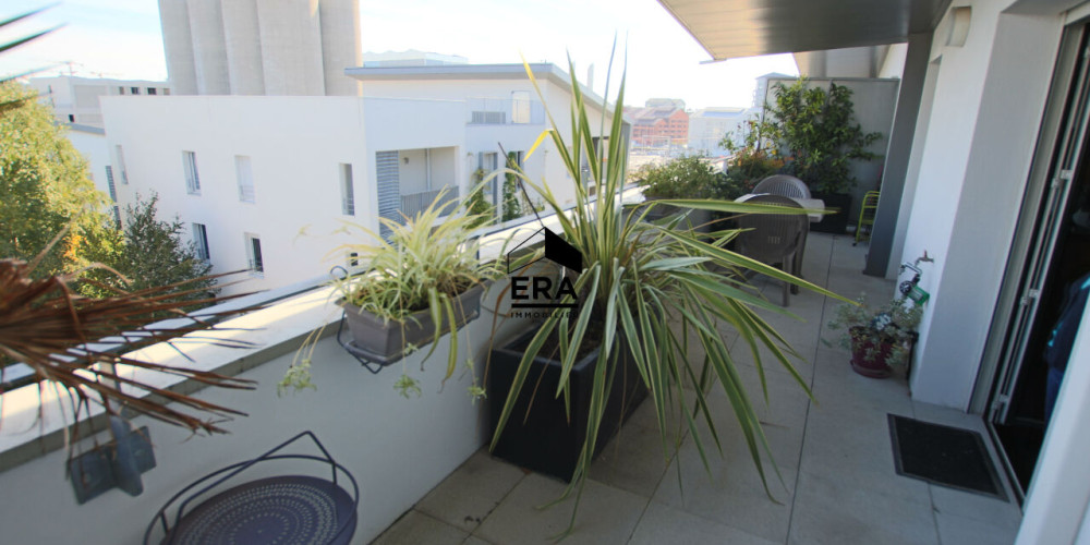 appartement à BORDEAUX (33300)