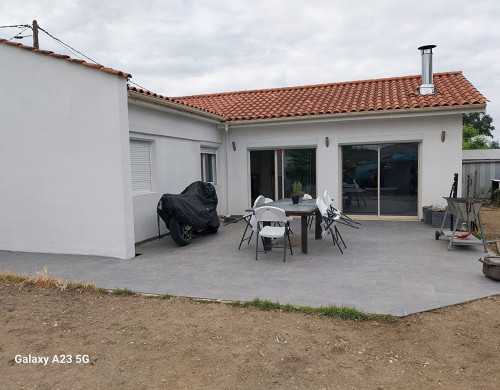 maison  ST SEURIN SUR L ISLE