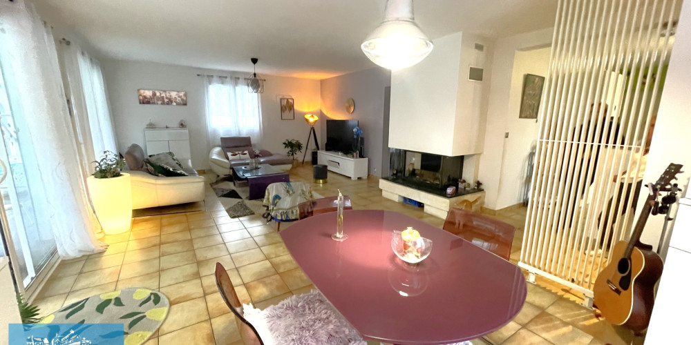 maison à PAREMPUYRE (33290)