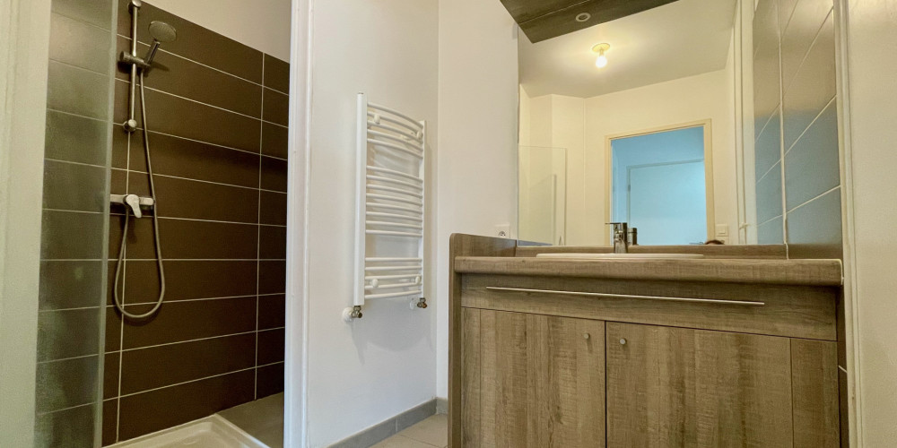 appartement à LE BOUSCAT (33110)