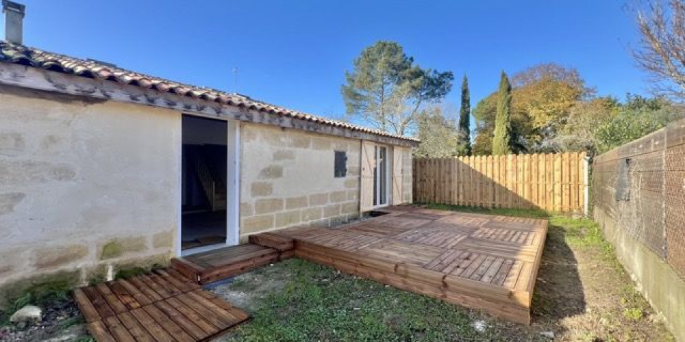 maison à SABLONS (33910)