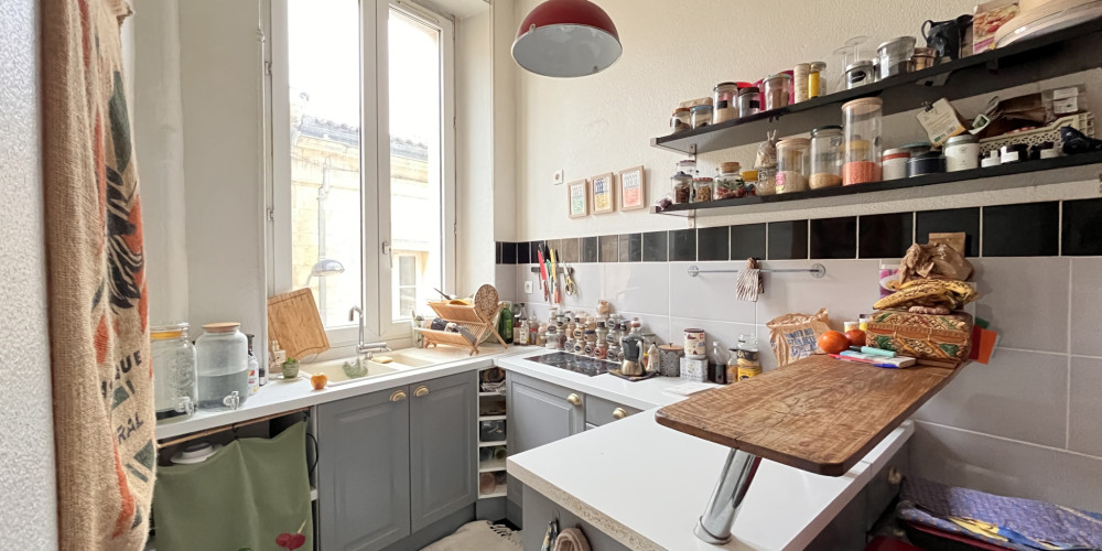 appartement à BORDEAUX (33800)