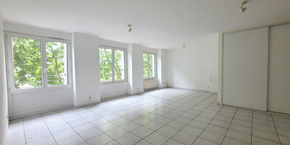 immeuble à LORMONT (33310)