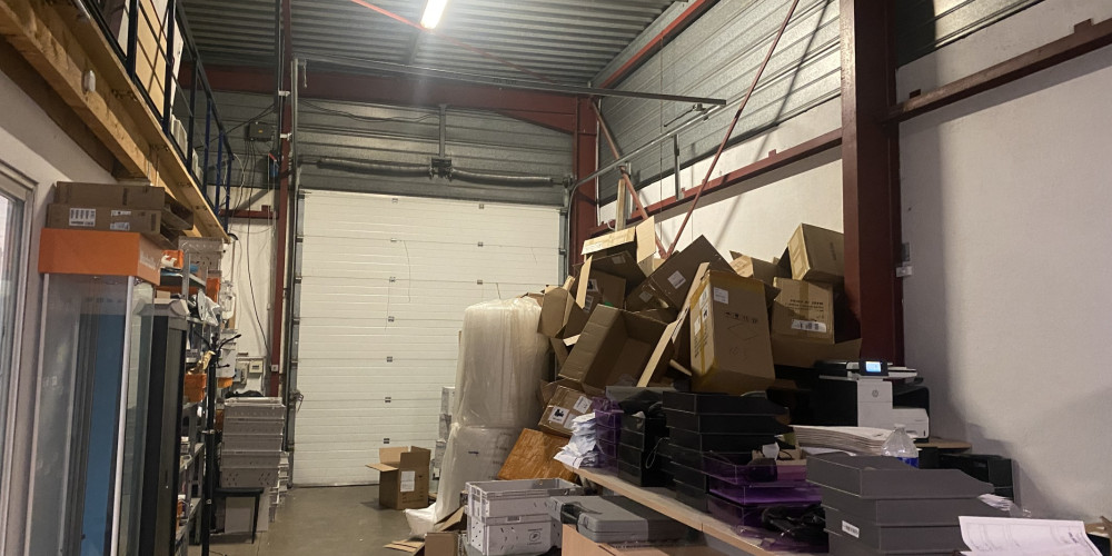 local industriel à MERIGNAC (33700)