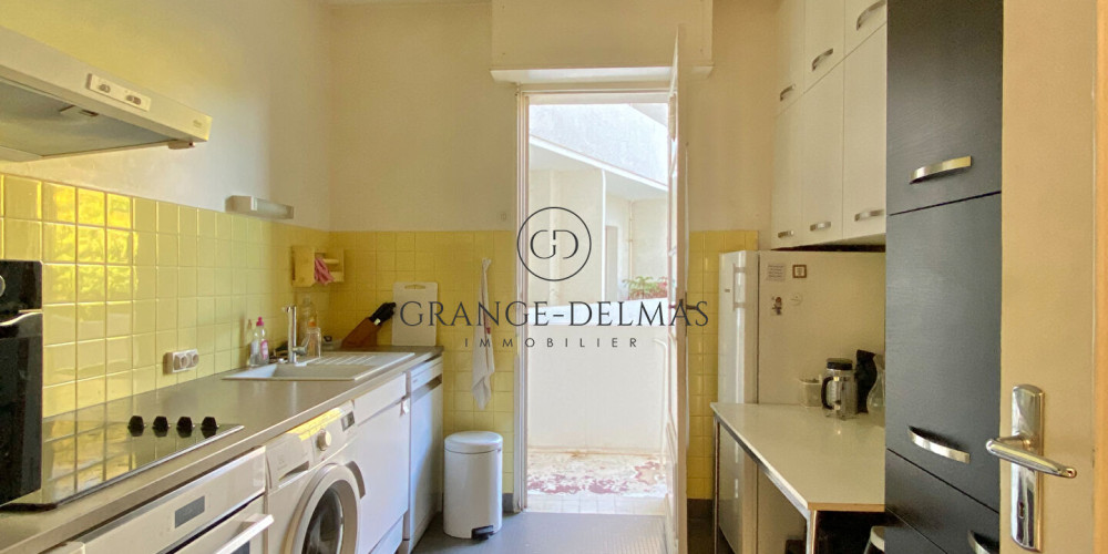 appartement à BORDEAUX (33000)