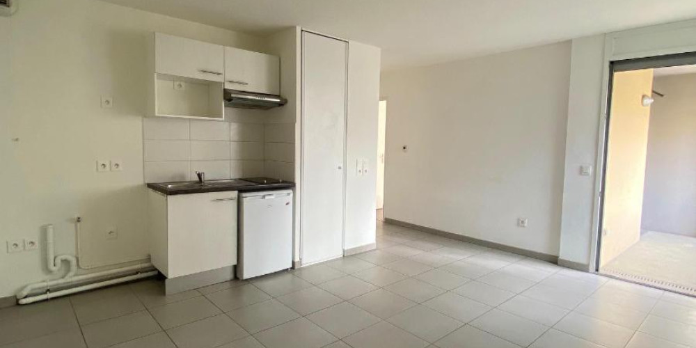 appartement à BORDEAUX (33300)